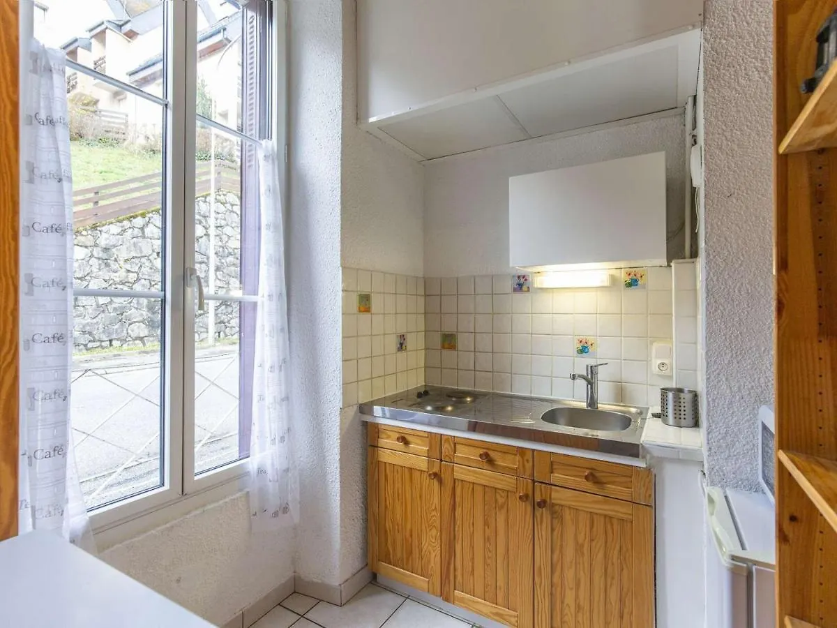 **Charmant Logement A Cauterets Avec Balcon, Proche Des Pistes Et Randonnees** - Fr-1-401-253