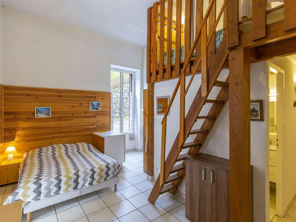 **Charmant Logement A Cauterets Avec Balcon, Proche Des Pistes Et Randonnees** - Fr-1-401-253 Apartment